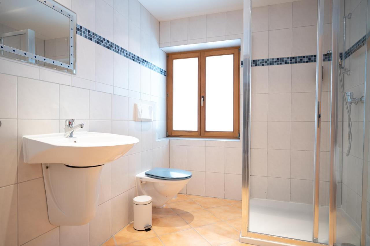 צל-אם-זי Lake View Lodges By We Rent, Summercard Included מראה חיצוני תמונה