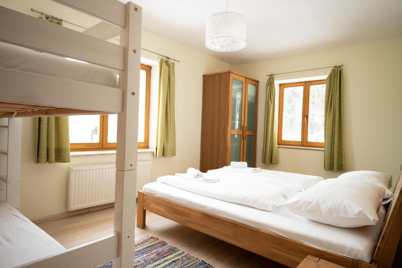 צל-אם-זי Lake View Lodges By We Rent, Summercard Included מראה חיצוני תמונה